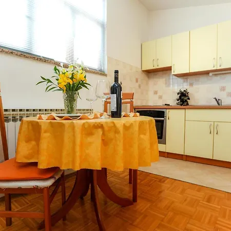 Luxury Sandra Apartment *