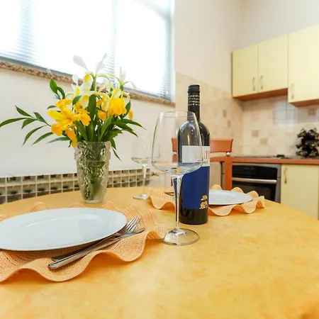 Luxury Sandra Apartment *