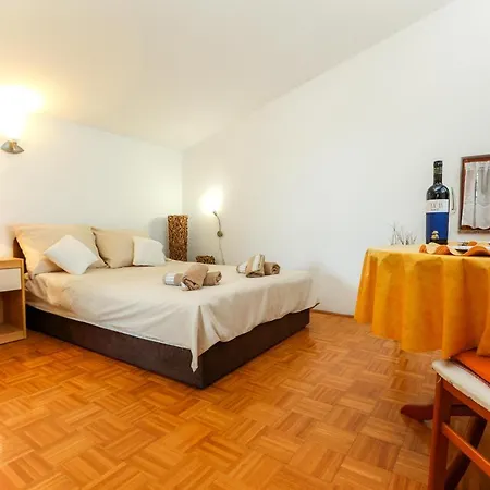 Apartment Luxury Sandra