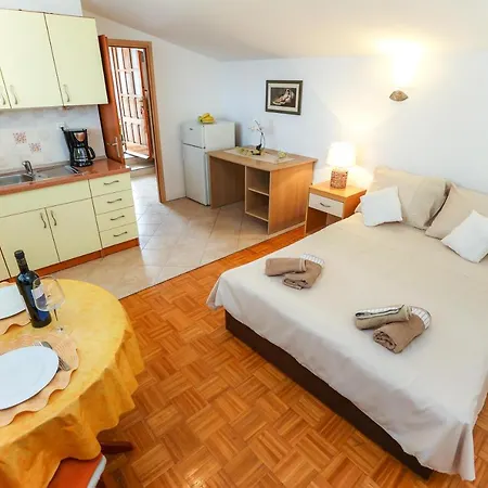 Luxury Sandra Apartment