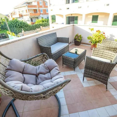 Apartment Luxury Sandra