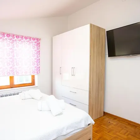 Apartment Luxury Sandra *