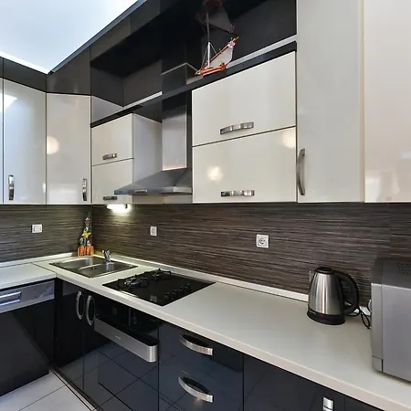 Apartment Luxury Sandra *