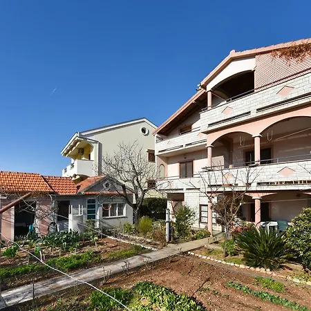 Luxury Sandra Apartment *