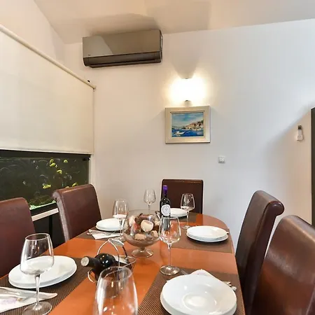 Apartment Luxury Sandra *